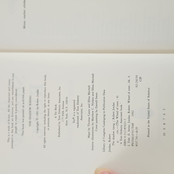 The Shadow Rising by Robert Jordan - Picture 2 of 11